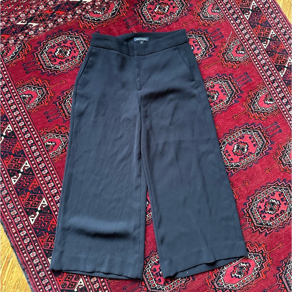 Perfect banana republic wide leg work pants size 6 also good for a size 4